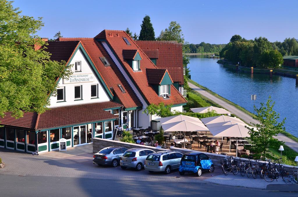 Zur Prinzenbrücke 3*